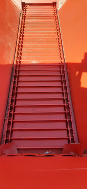 Машина для внесения минеральных удобрений и извести МВУ-6. (с хранения)