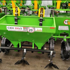 Картофелесажалка 2-рядная СКН-300/2  с увеличенным бункером