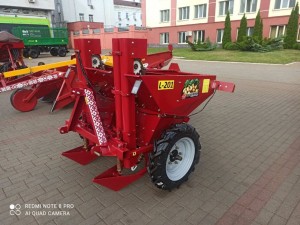 Картофелесажалка Л-201