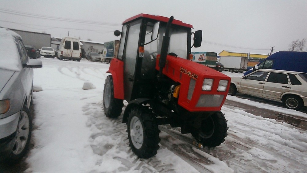 Трактор МТЗ Беларус 320.4 с двигателем Lombardini