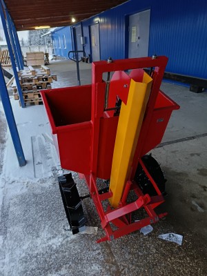 Картофелесажалка КСН-1 для мини-тракторов Беларус-132/112/152 (КСН1-00.000)